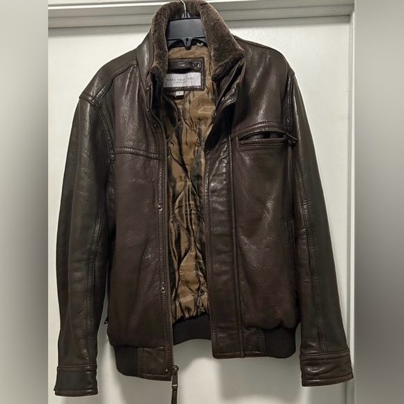 andrew marc men's leather jacket EUC size Medium andrew marc men's leather jacket EUC size Medium